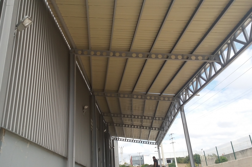 ÇELİK KONSTRÜKSİYON ÇATI